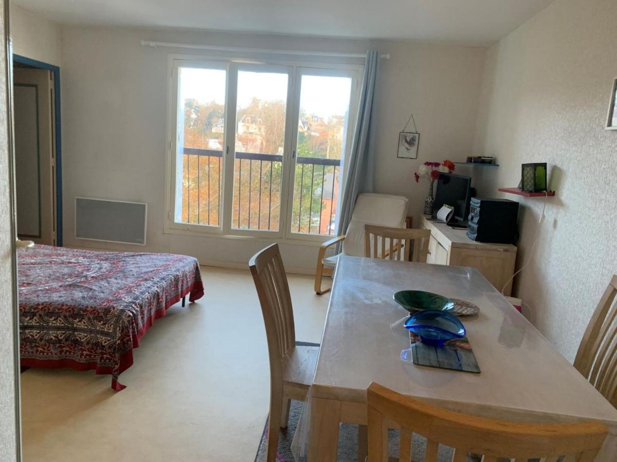 Appartement 2 Pieces Centre De Villers-Sur-Mer Avec Parking - Fr-1-712-40 Eksteriør billede